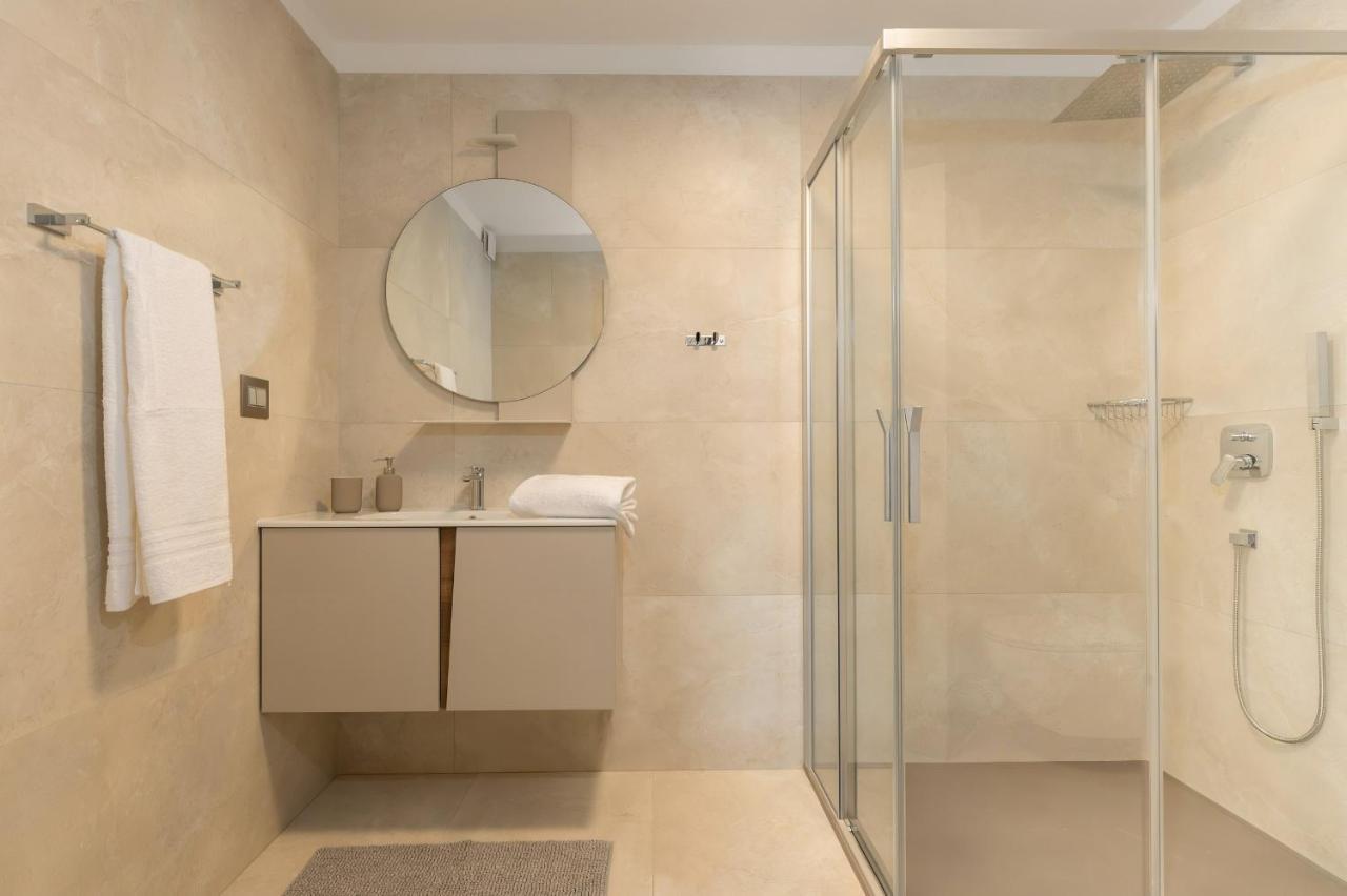 Luxury Villa Santa Cruz With Xl Pool And Jacuzzi Potpican Ngoại thất bức ảnh
